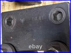 Aloris DA Quick Change Tool Post With 7 Tool Holders Turning Boring Parting