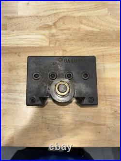 Aloris Tool DA-4Q-2500 QUICK CHANGE 2 1/2 LATHE BORING BAR HOLDER