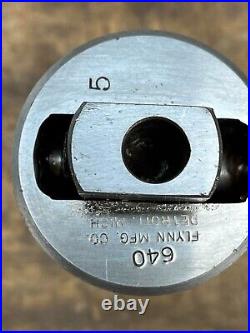 Falcon Kwiklok R8 TIHL-R8-4 Quick Change Adapter & 25 Tool Holders, 58 collets Falcon Kwiklok R8 TIHL-R8-4 Quick Change Adapter & 25 Tool Holders, 58 collets