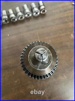 Falcon Kwiklok R8 TIHL-R8-4 Quick Change Adapter & 25 Tool Holders, 58 collets Falcon Kwiklok R8 TIHL-R8-4 Quick Change Adapter & 25 Tool Holders, 58 collets